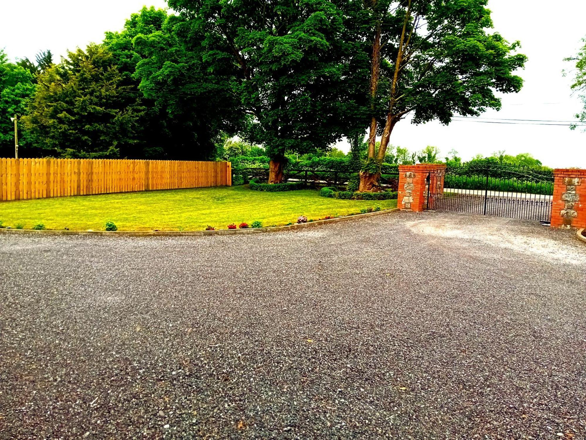 White Quarry Hse Quarry Road Guest House Navan Bagian luar foto